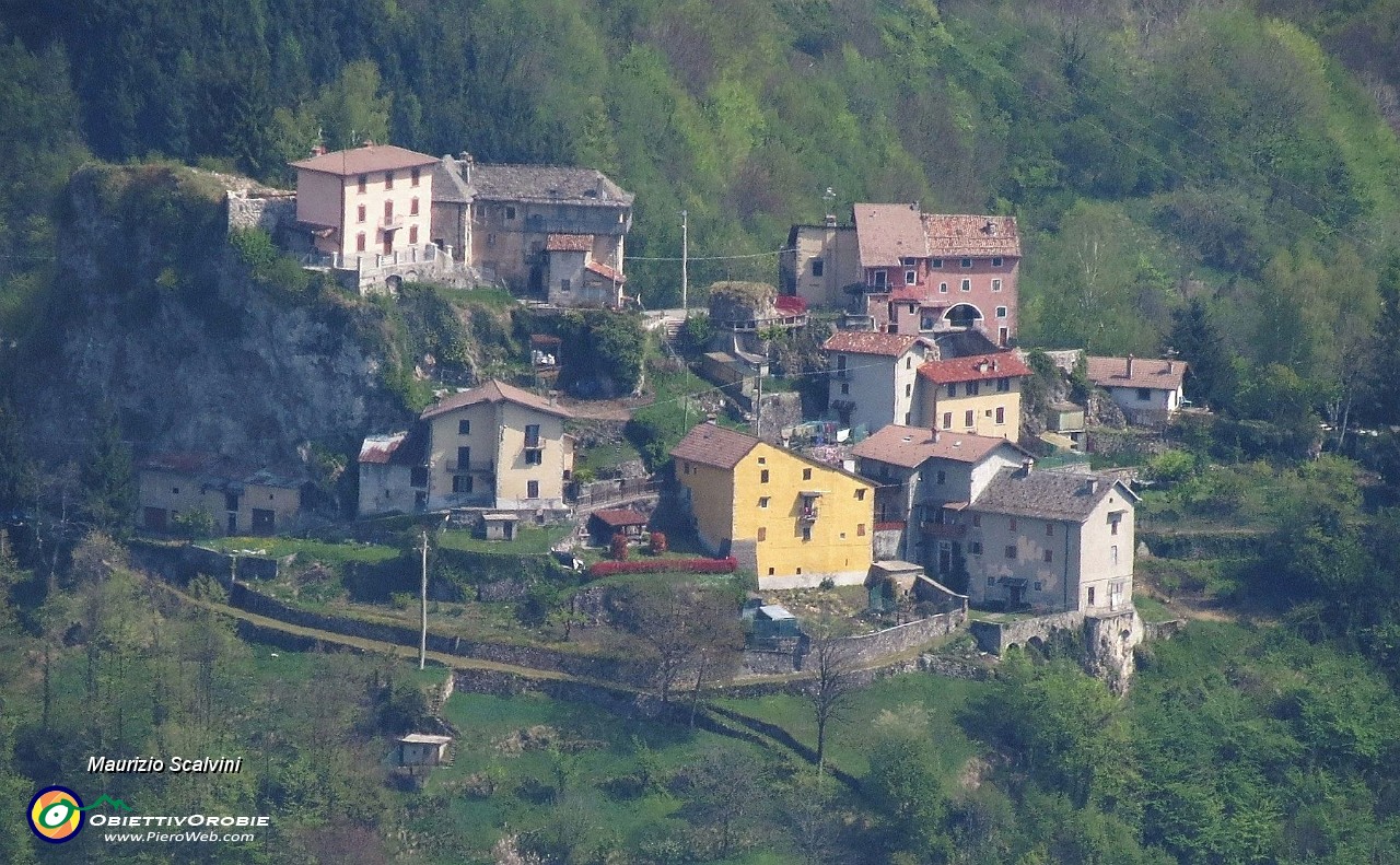 45 La Rocca di Pizzino....JPG